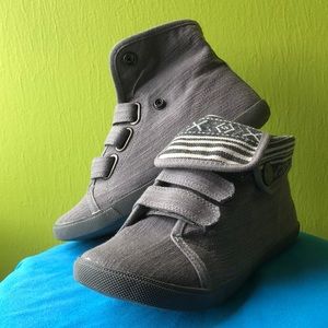 [MOVING SALE] Blowfish Boots